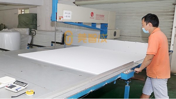 針刺無紡布廠-綜合型的纖維棉制品企業(yè)