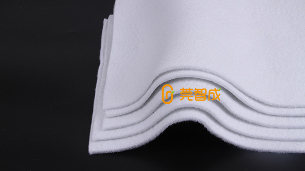 一種耐高溫、防靜電的針刺過濾氈