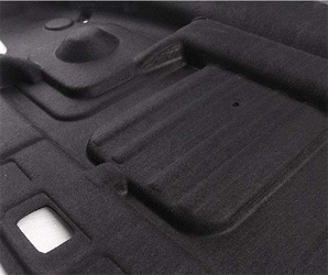 黑色針棉應用于后尾箱