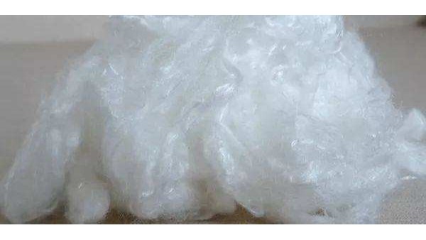 以雄厚實力、文化自信構建中國紡織新未來