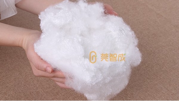 針刺無紡布廠-向著產(chǎn)品精益求精