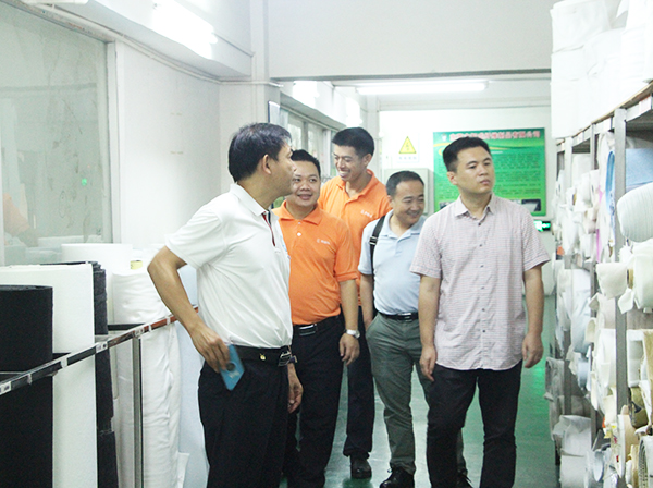 五邑大學 蒞臨 智成纖維