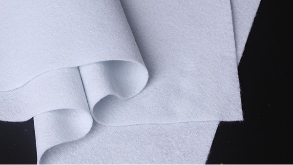 針刺無紡布價格-與產(chǎn)品質(zhì)量有關(guān)