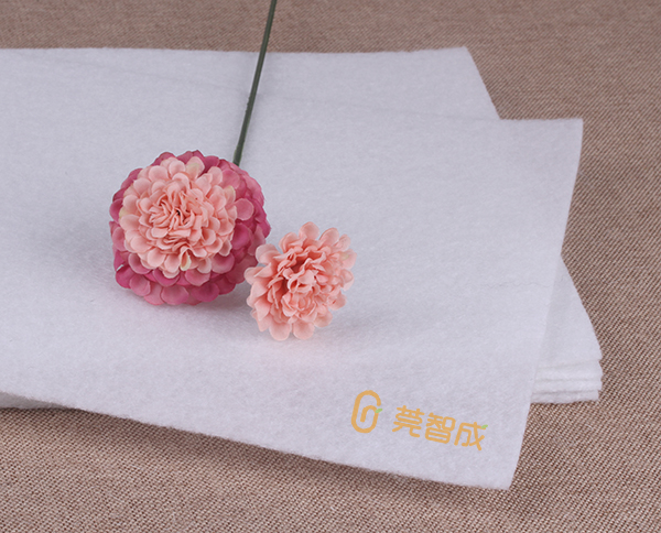 針刺無紡布生產(chǎn)廠家