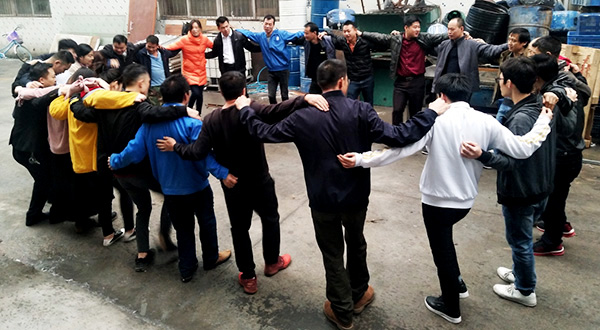 復合針刺無紡布-特色的早會文化