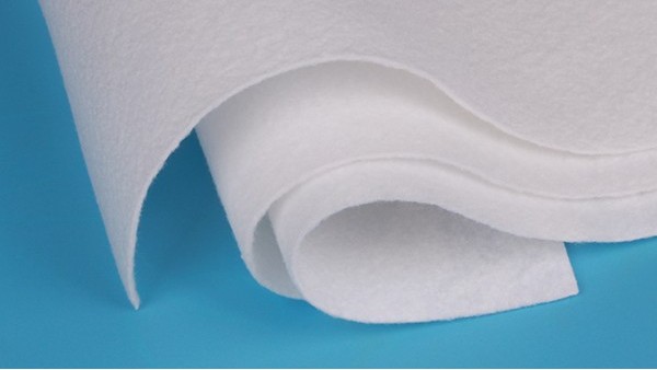 一個合格的呼吸機過濾棉廠-品質(zhì)交期兩不誤