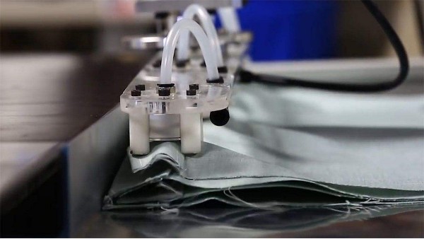 第四屆全國紡織機器人應用高峰論壇舉行